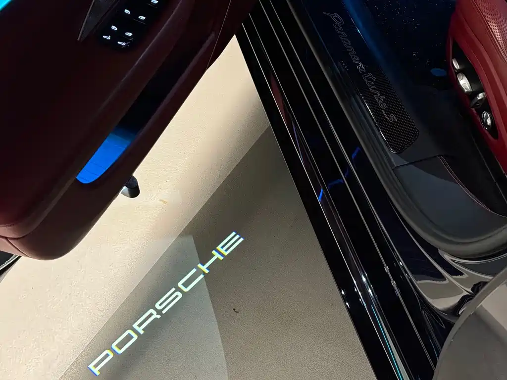 Porsche Panamera — миниатюра 22