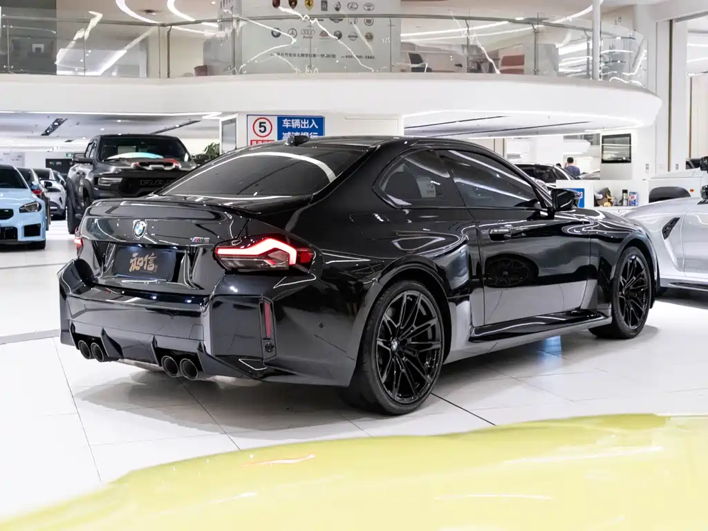BMW M2 2024 M2