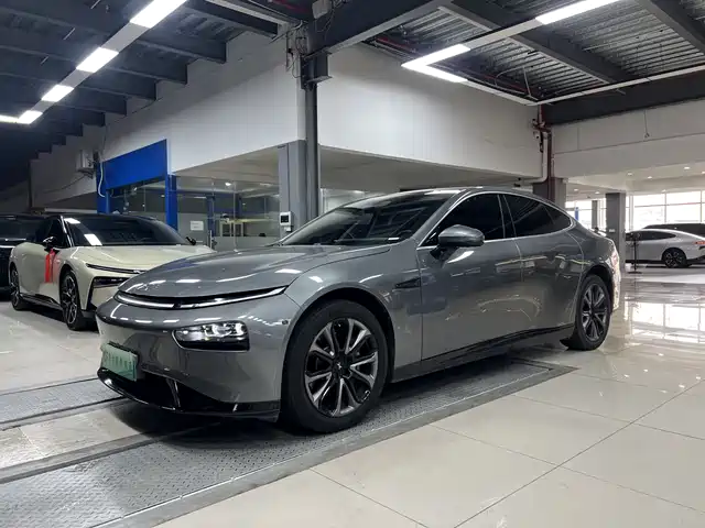 2022 Xpeng P7
