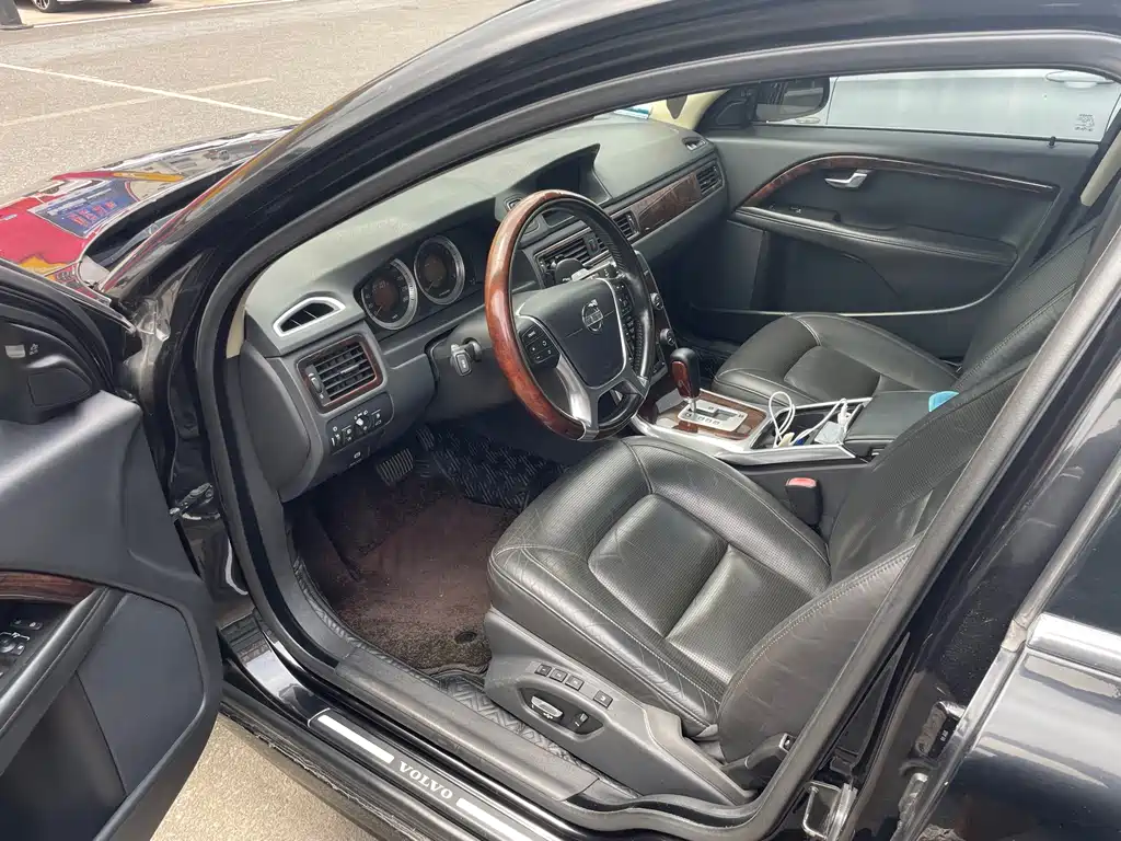 Volvo S80L — миниатюра 5