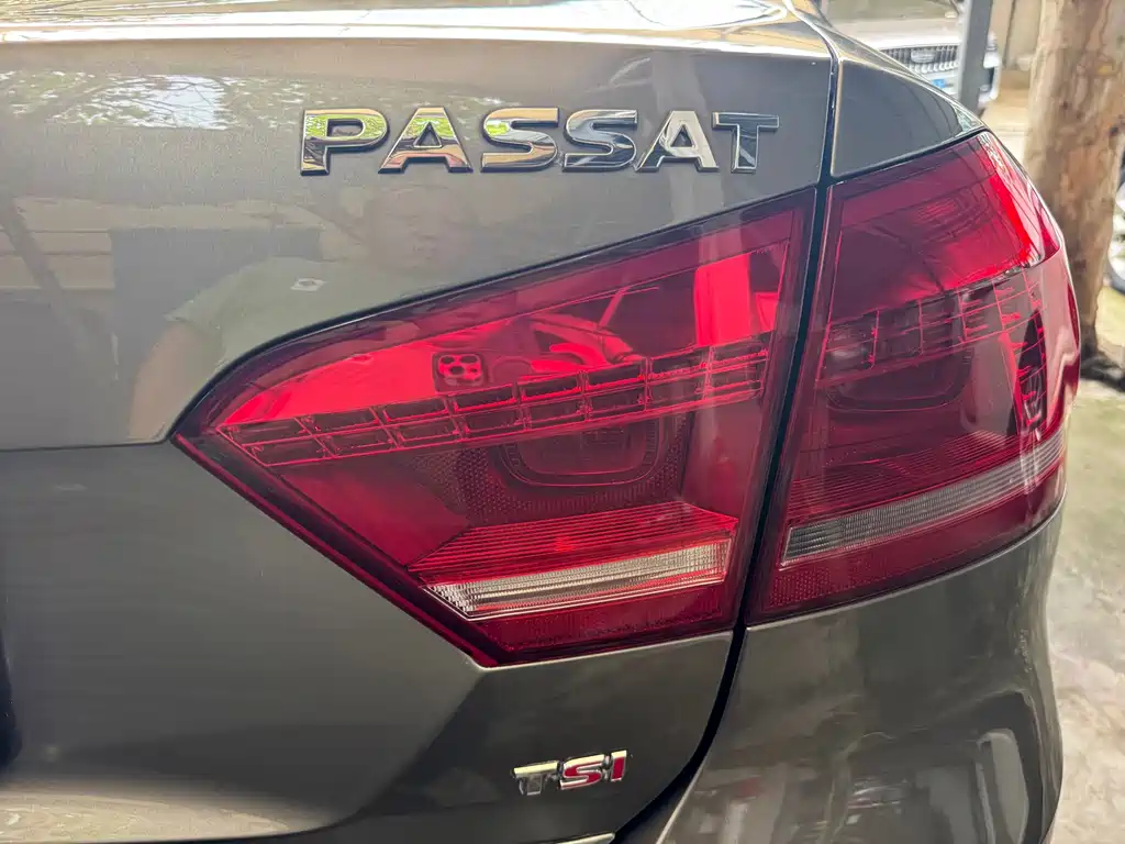 Volkswagen Passat — миниатюра 6