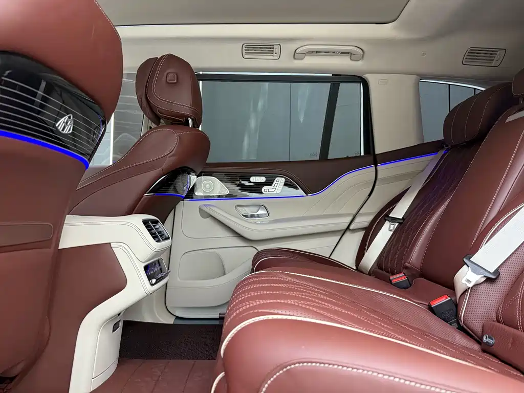 Mercedes-Benz GLS — миниатюра 11