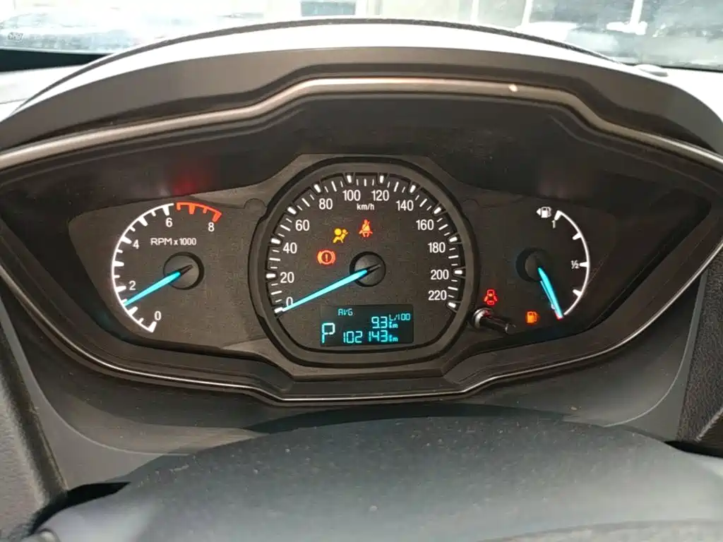 Ford Escort — миниатюра 12