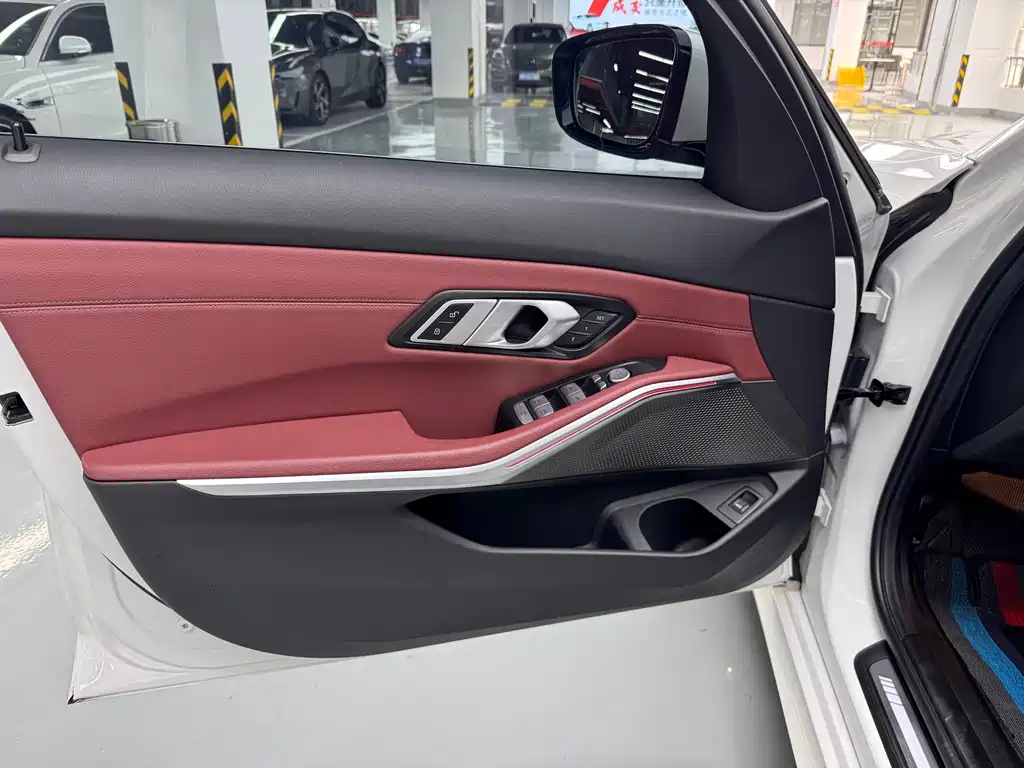 BMW 3 Series — миниатюра 4