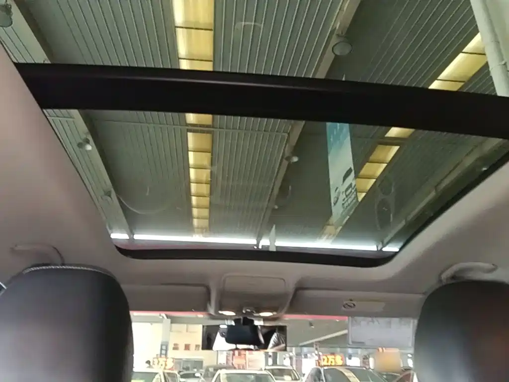 Volkswagen Tiguan — миниатюра 18