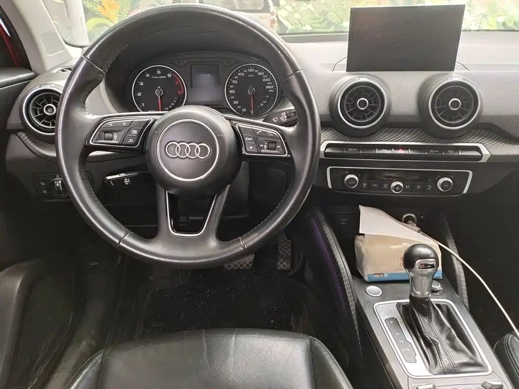 Audi Q2L — миниатюра 3