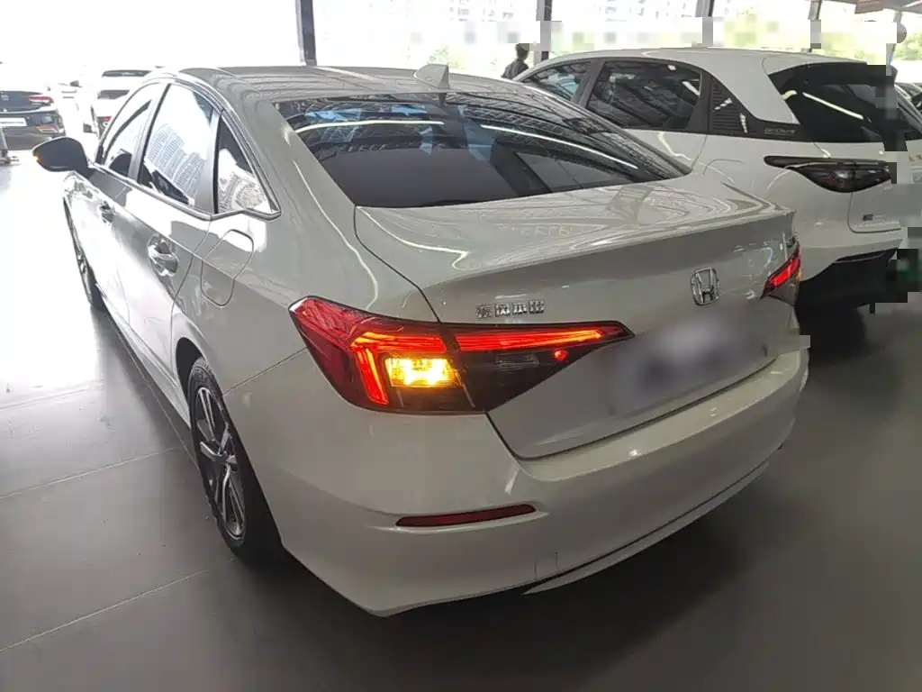Honda Civic — миниатюра 5