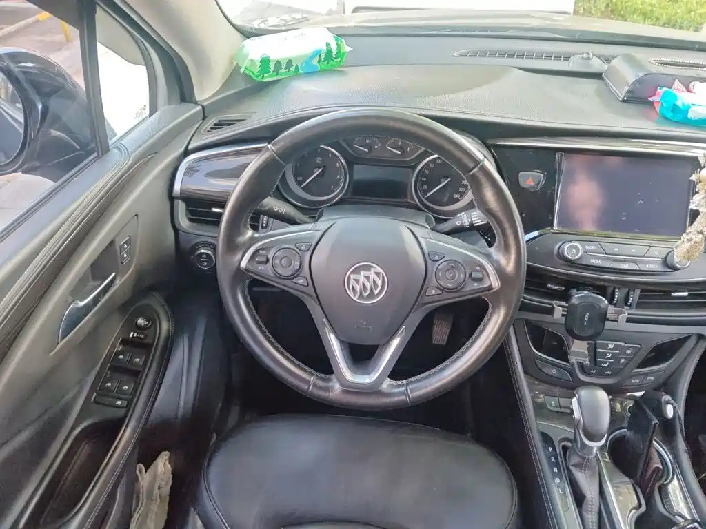 Buick Envision Plus — миниатюра 3