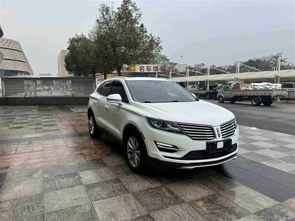 LINCOLN MKC