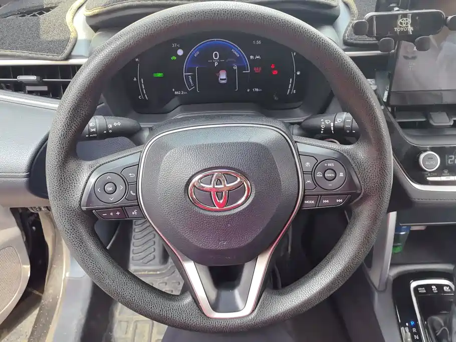 Toyota Frontlander — миниатюра 15