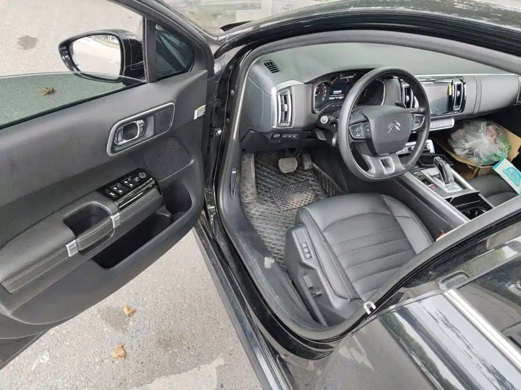 Citroen C6 — миниатюра 12