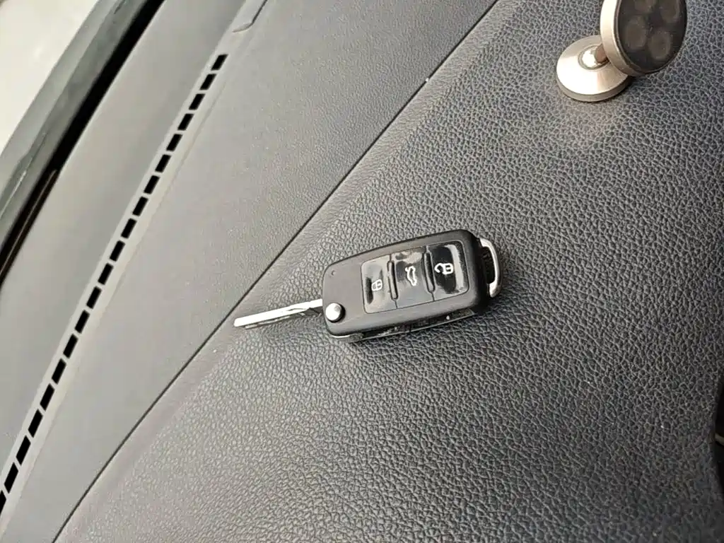 Skoda Rapid Spaceback — миниатюра 9