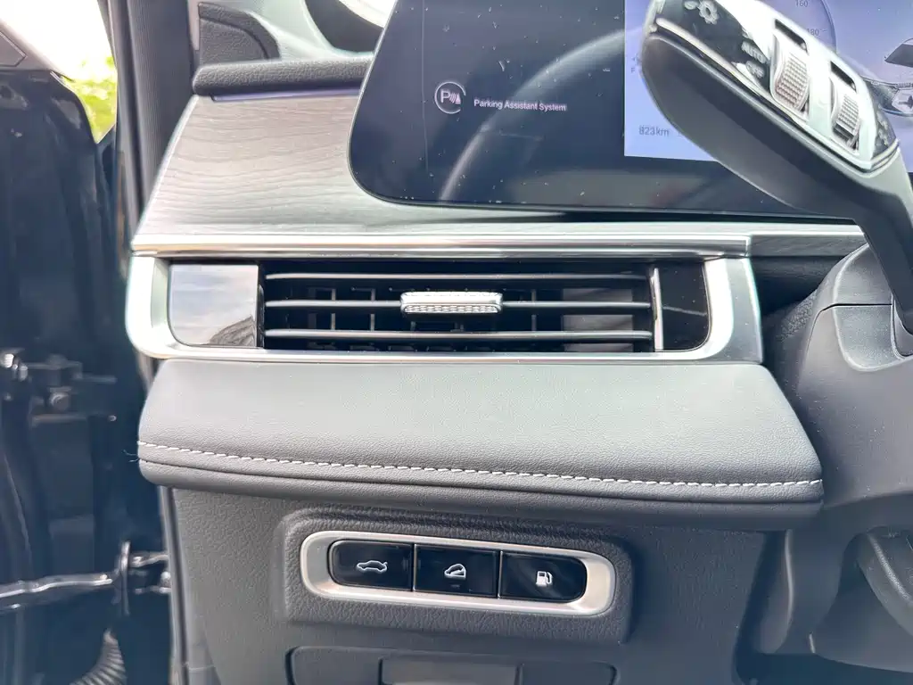 Chery Tiggo 8 PRO NEV — миниатюра 18