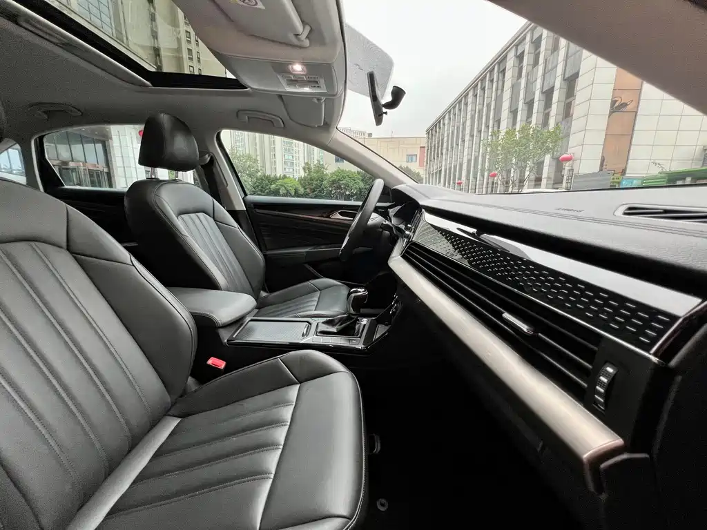 Volkswagen Passat — миниатюра 27
