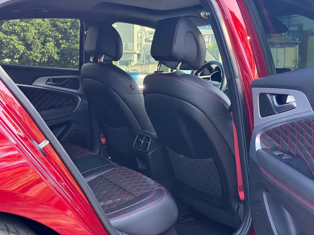 Genesis G70 — миниатюра 11