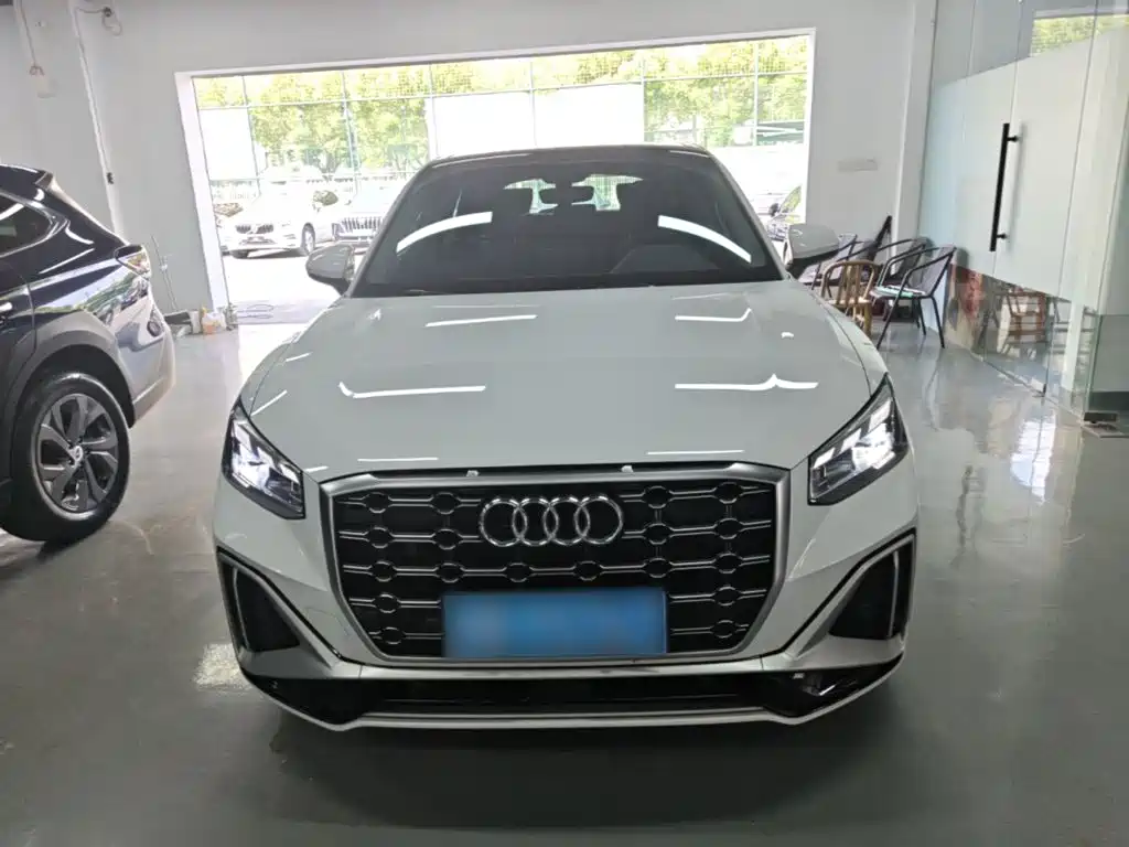 Audi Q2L — миниатюра 3