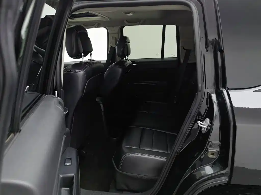 Jeep Compass (Import) — миниатюра 15