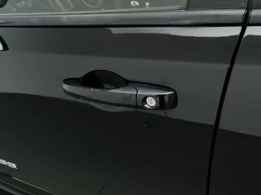 Jeep Compass (Import) — миниатюра 18