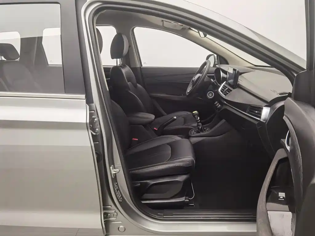 Baojun 360 — миниатюра 23