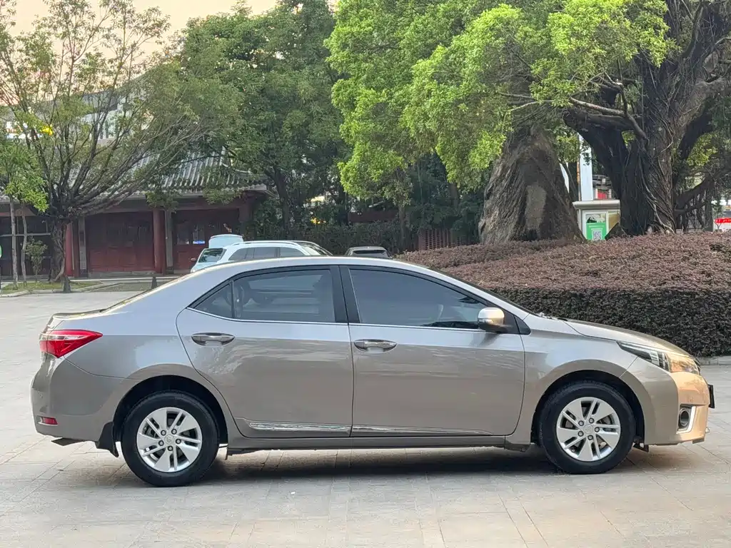 Toyota Corolla — миниатюра 20