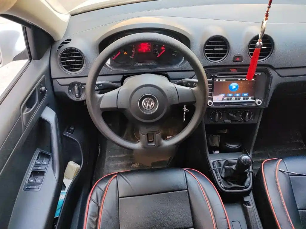 Volkswagen Jetta — миниатюра 6