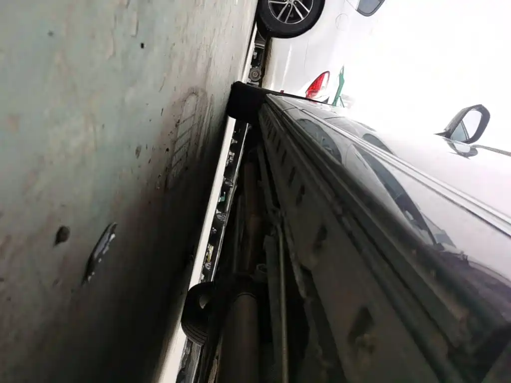 Hongqi Hongqi HQ9 PHEV — миниатюра 22