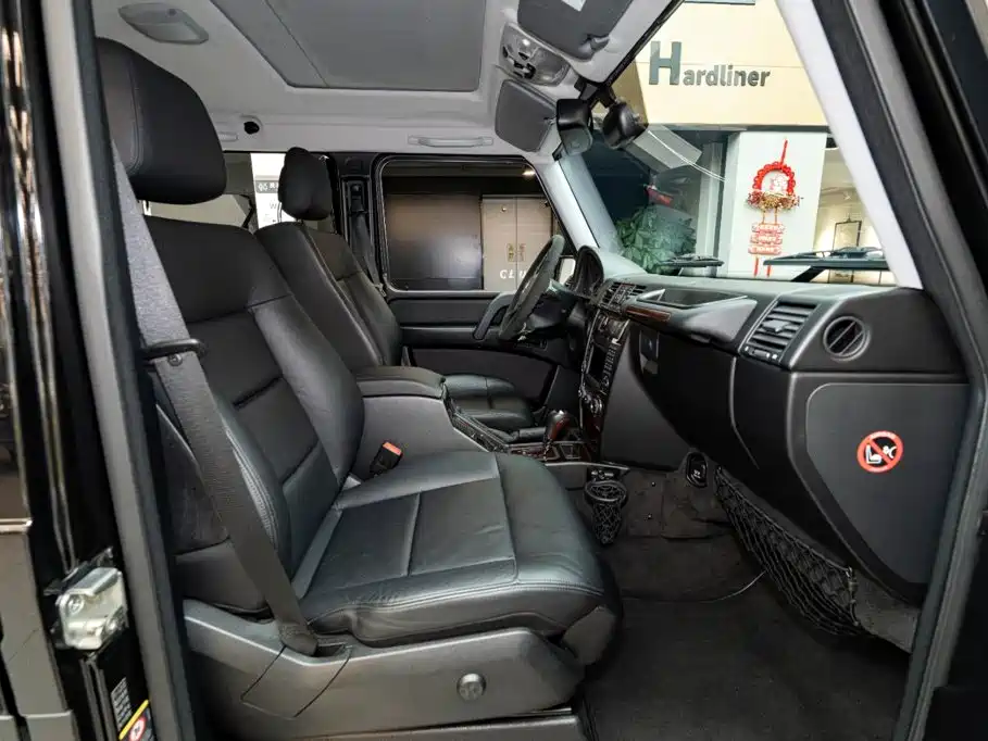 Mercedes-Benz G-Class — миниатюра 8