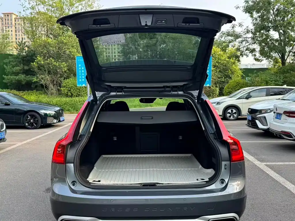 Volvo V90 — миниатюра 20