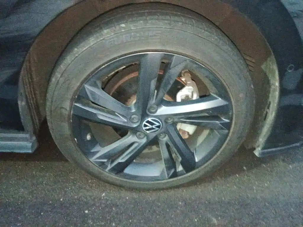 Volkswagen Golf — миниатюра 24
