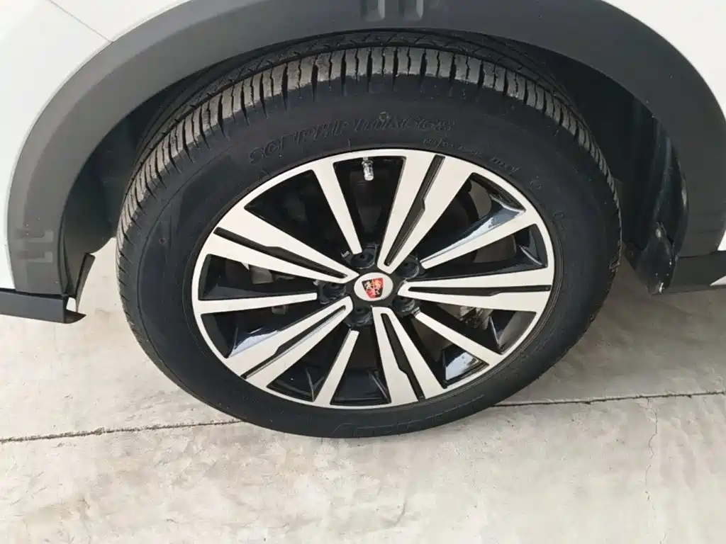 Roewe RX5 — миниатюра 23