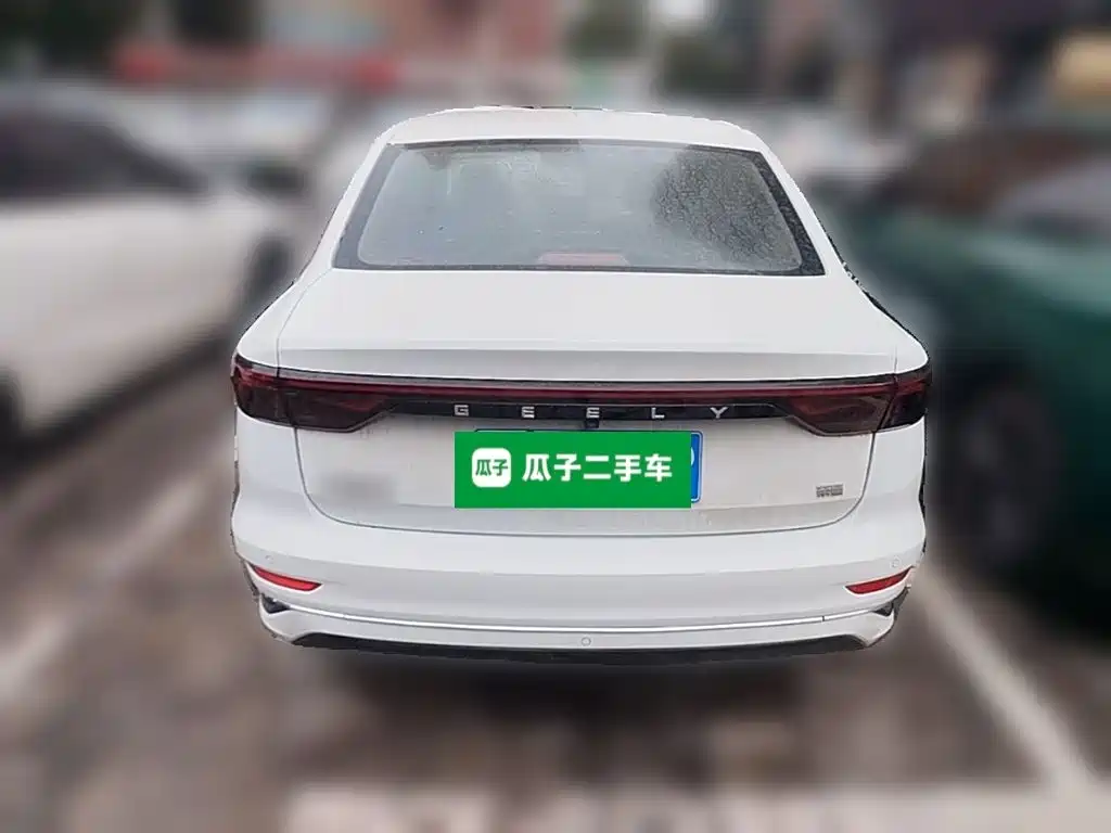 Geely Emgrand — миниатюра 8
