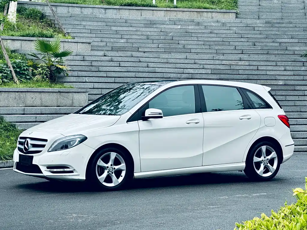 Mercedes-Benz B-Class B 2012 B 200