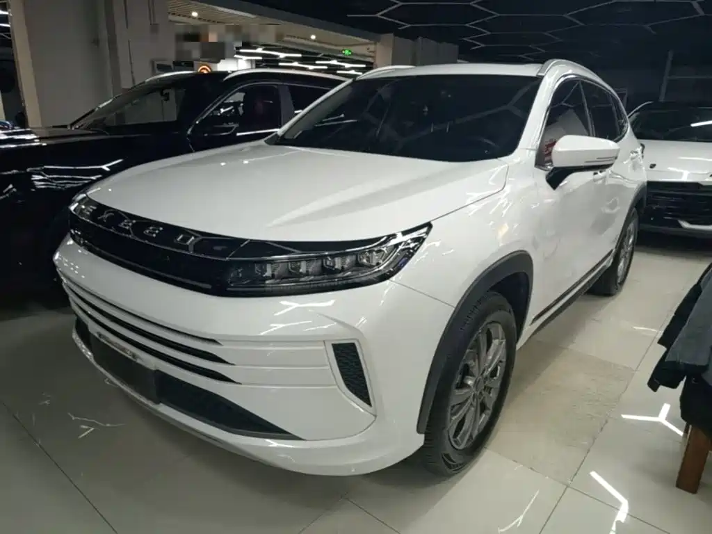 Exeed Zhaofeng — миниатюра 2