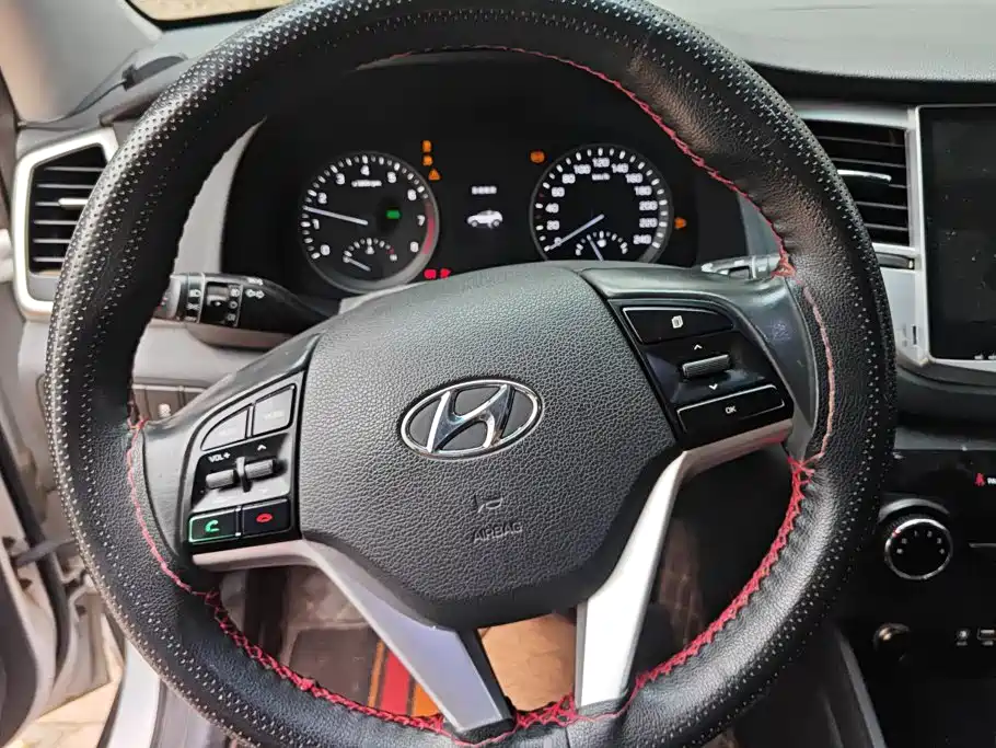 Hyundai Tucson — миниатюра 15