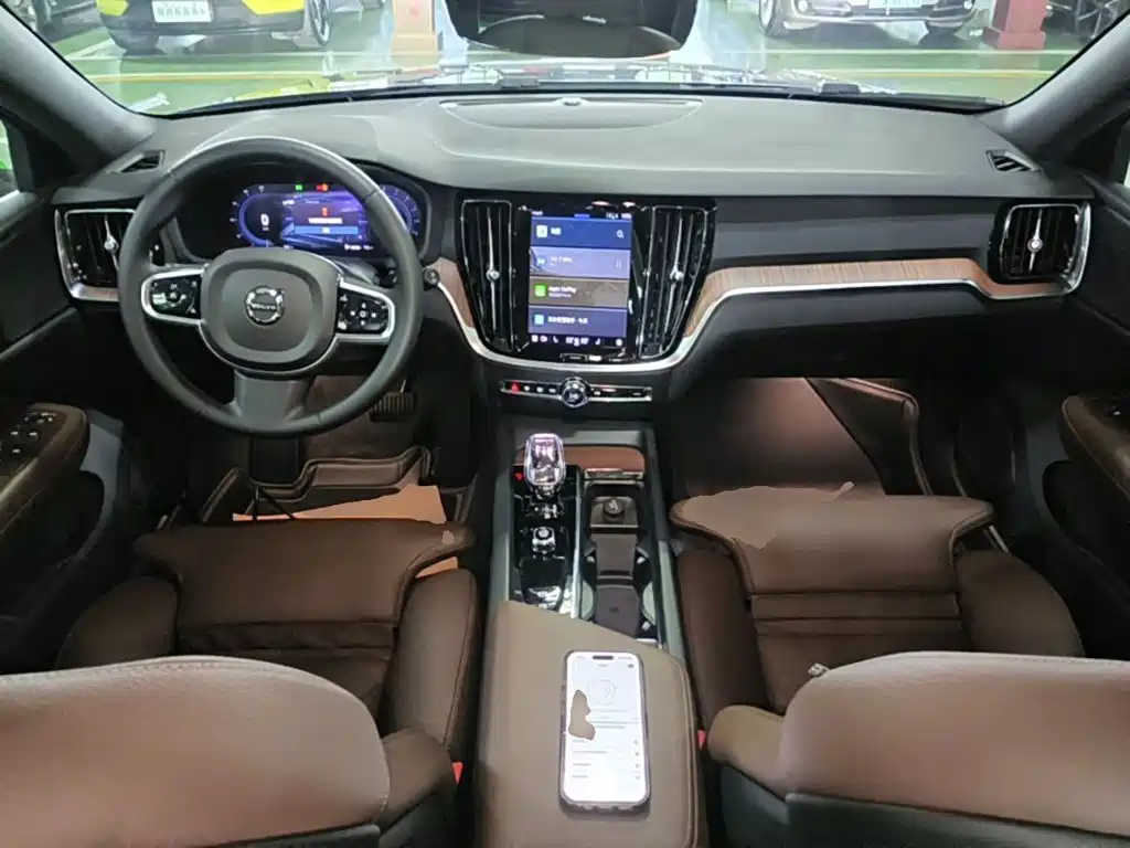 Volvo V60 — миниатюра 10