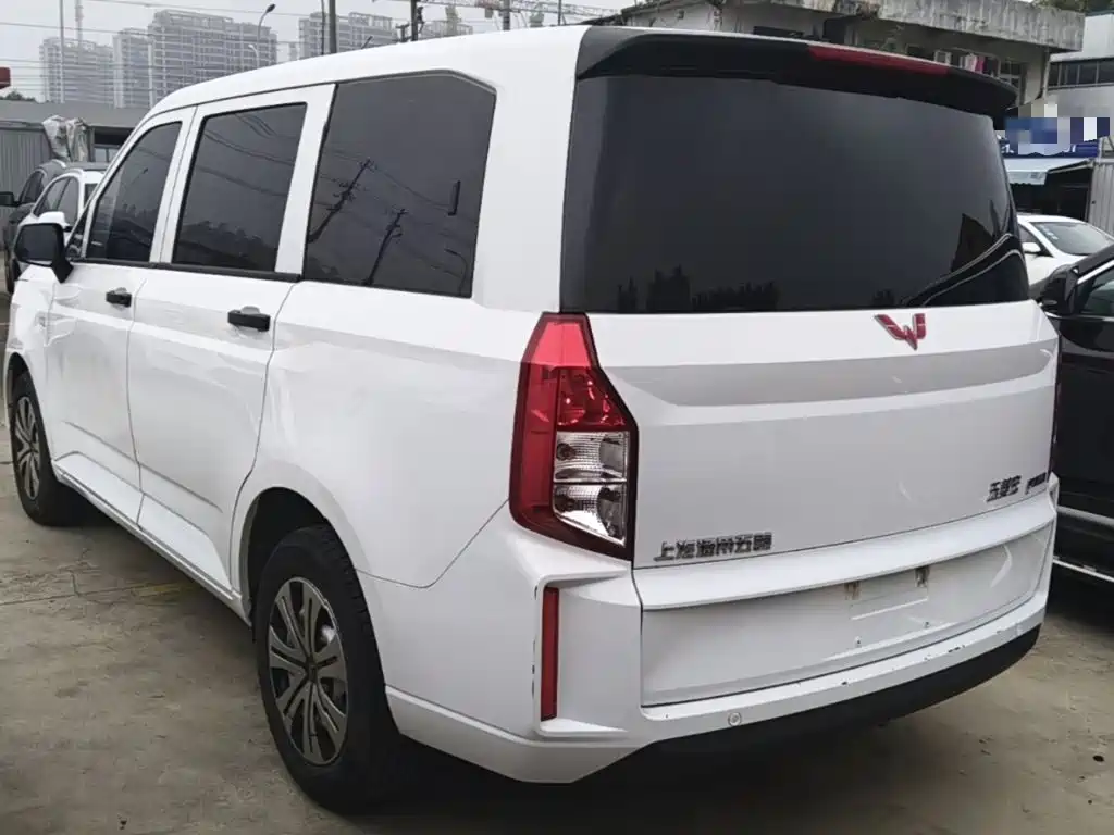 Wuling Hongguang PLUS — миниатюра 5
