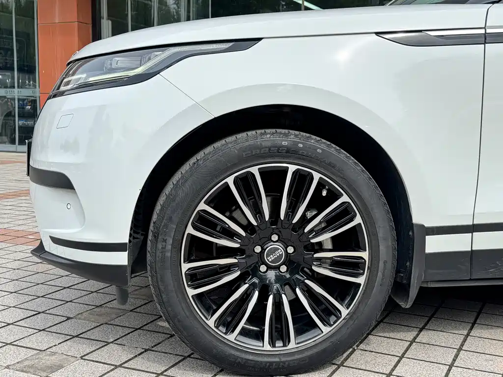Land Rover Velar — миниатюра 5