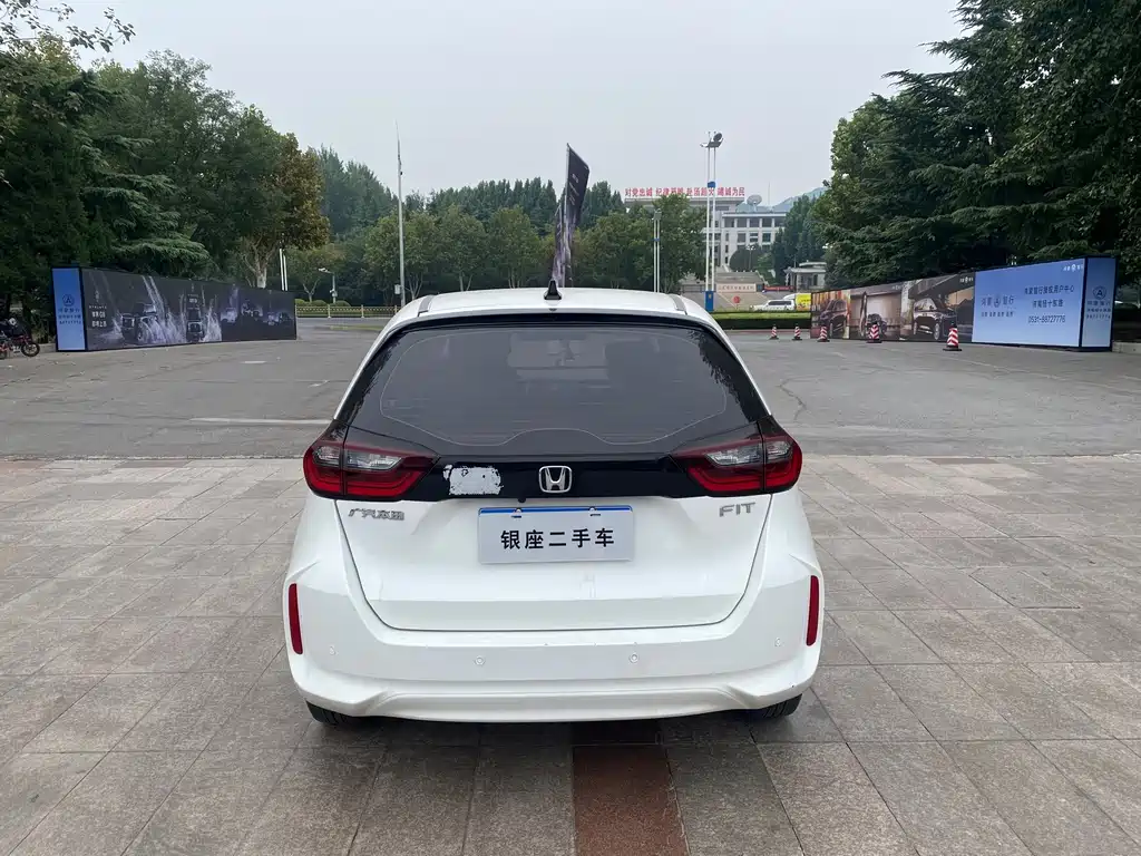 Honda Fit — миниатюра 5
