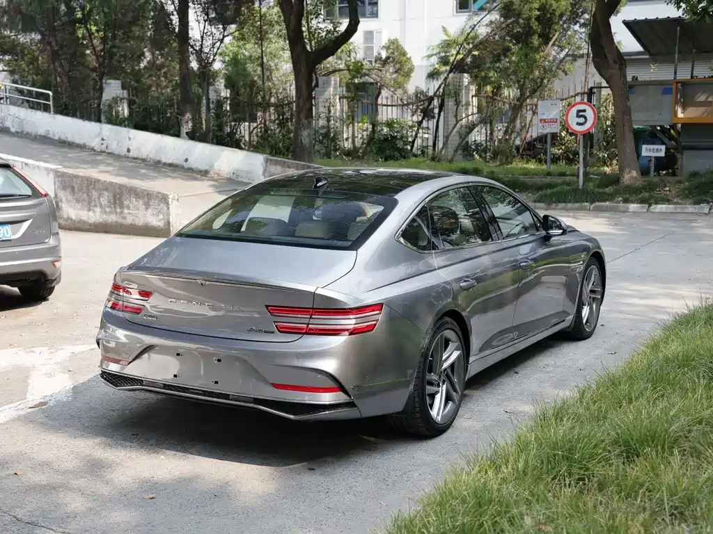 Genesis G80 2.5T 4WD Flagship Edition, фото 4