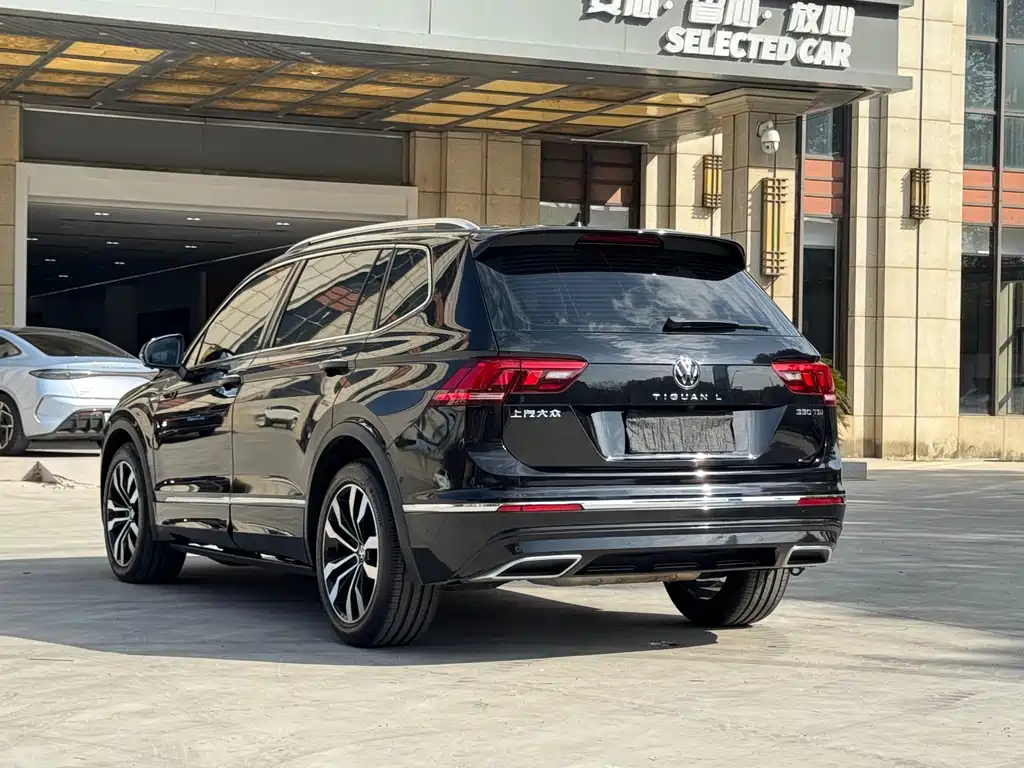 Volkswagen Tiguan L L 2021 330TSI AT R-Line