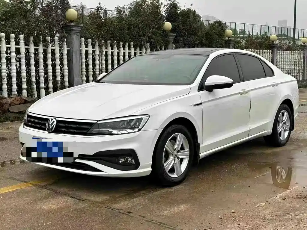 Volkswagen Lamando