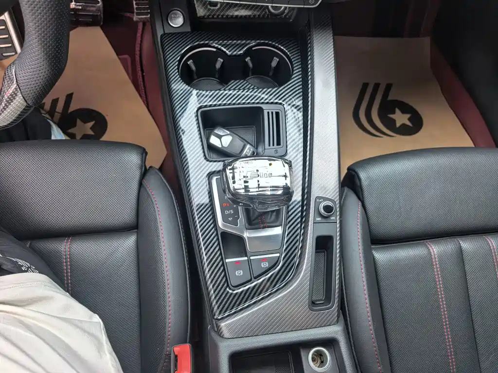 Audi A4L — миниатюра 10