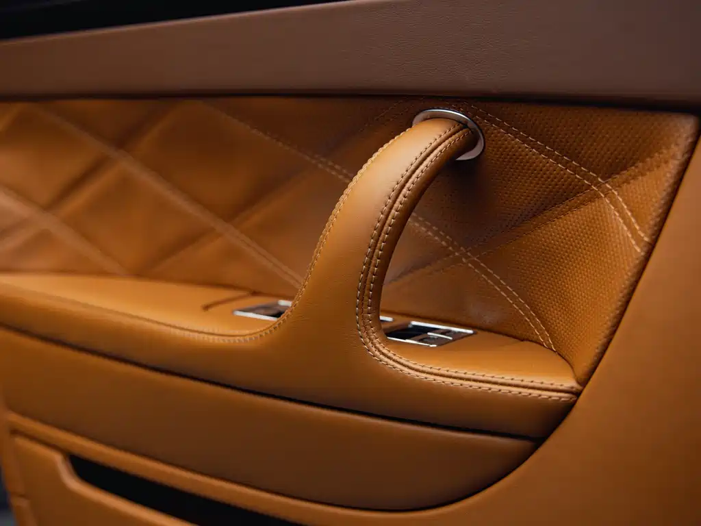 Bentley Flying Spur — миниатюра 16