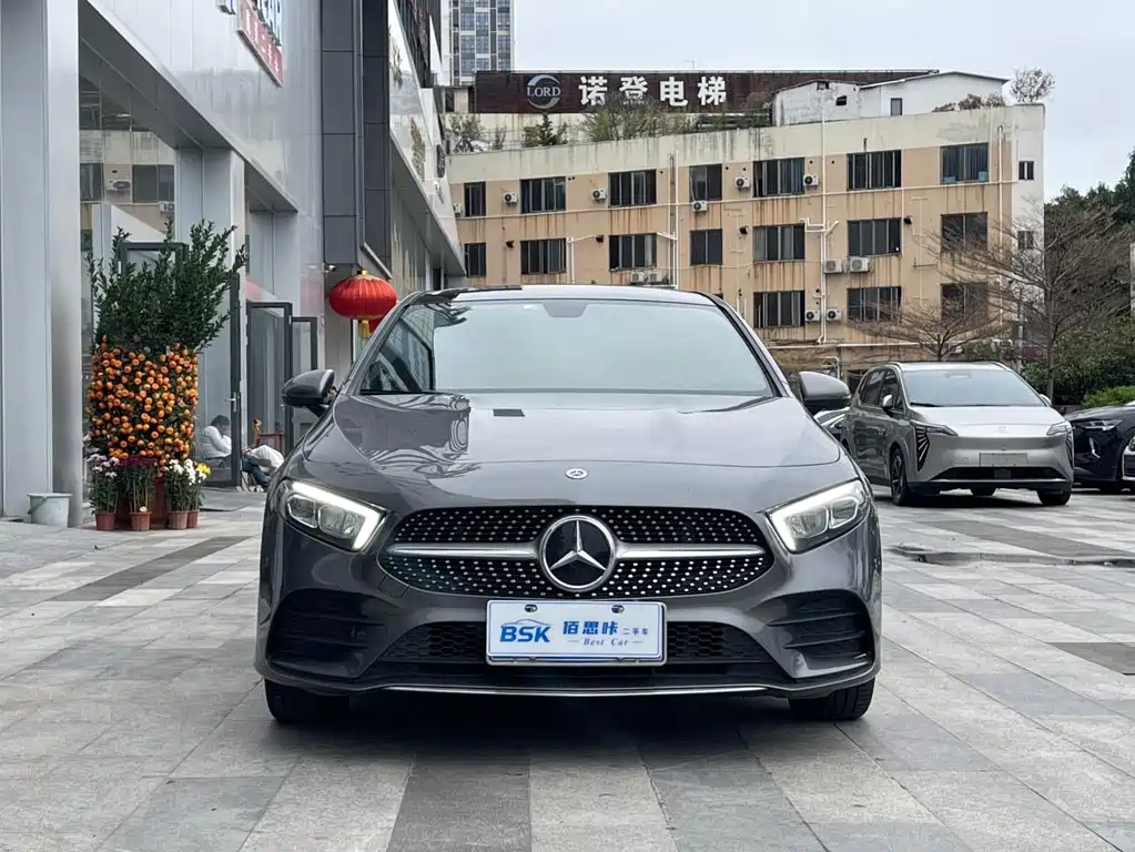 Mercedes-Benz A-Class — миниатюра 2