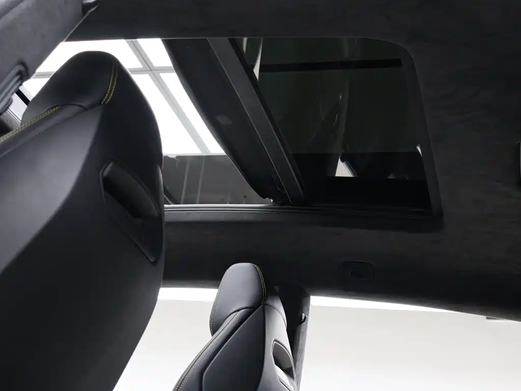 Lamborghini Urus — миниатюра 8
