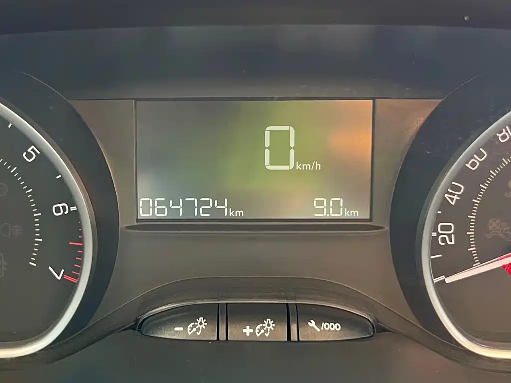 Peugeot 2008 — миниатюра 13