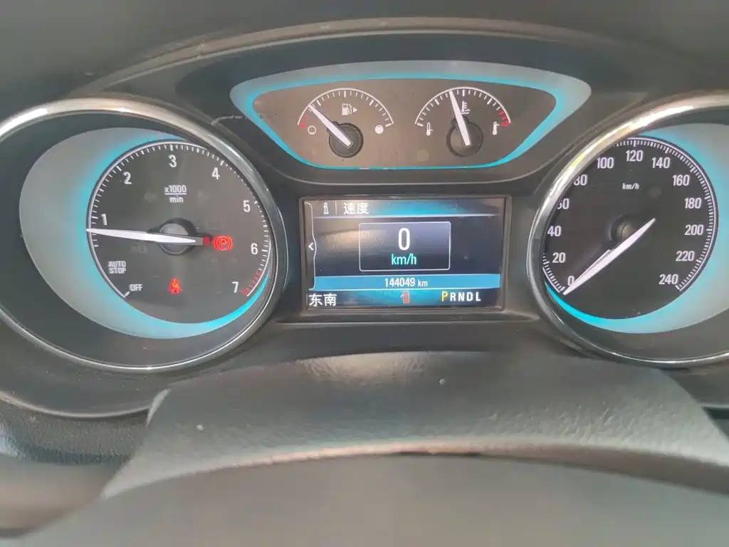 Buick Envision Plus — миниатюра 5