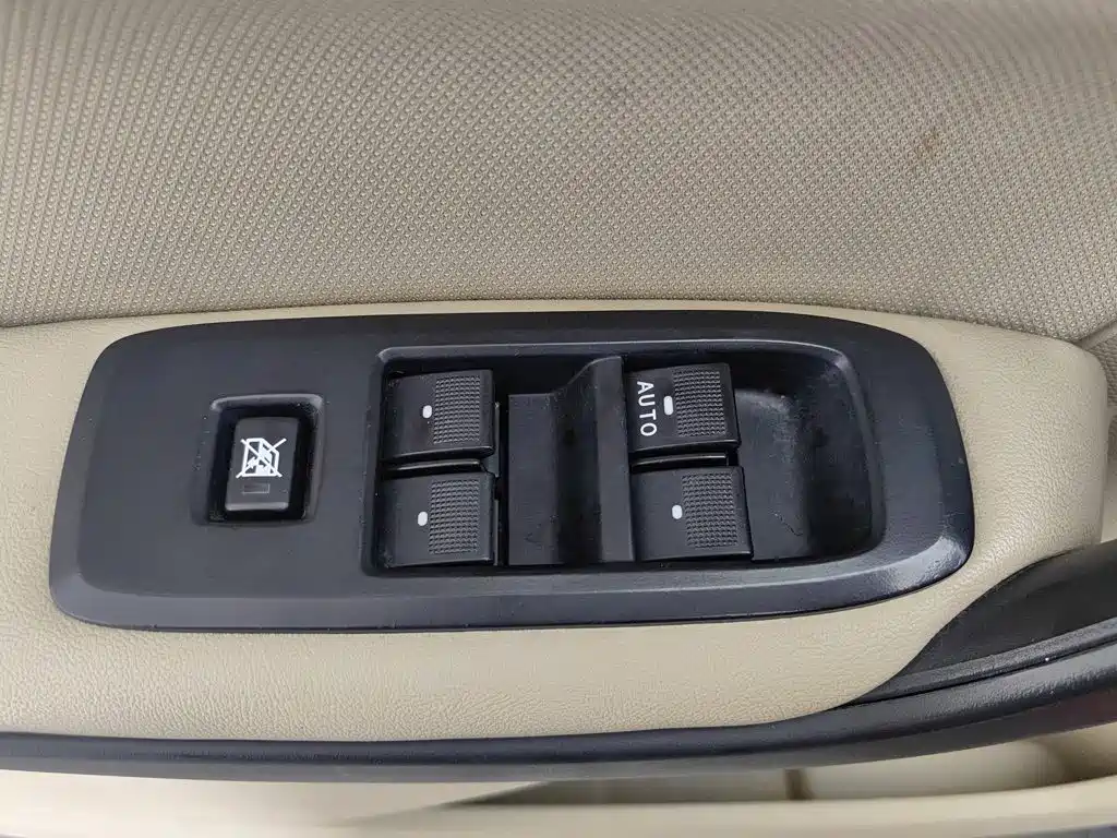 Ford Everest — миниатюра 9