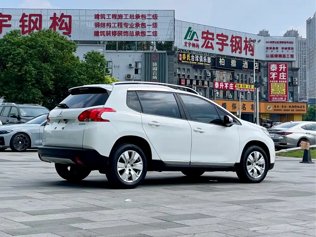 Peugeot 2008 — миниатюра 7