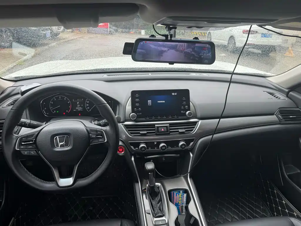 Honda Accord — миниатюра 6